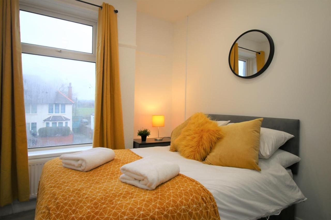 Free Local Parking - Fast Wifi - Sleeps 10 Guests By Property Promise Cardiff Eksteriør billede